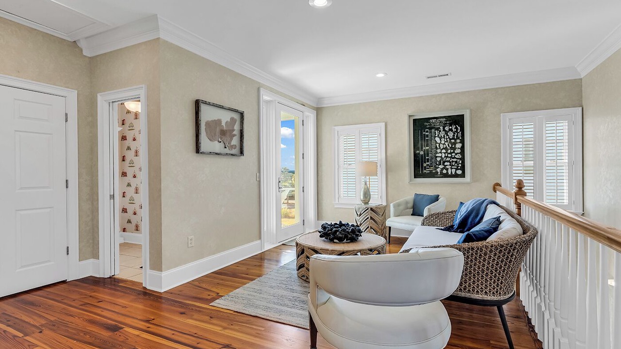 Photo of Livingroom in Litchfield by the Sea