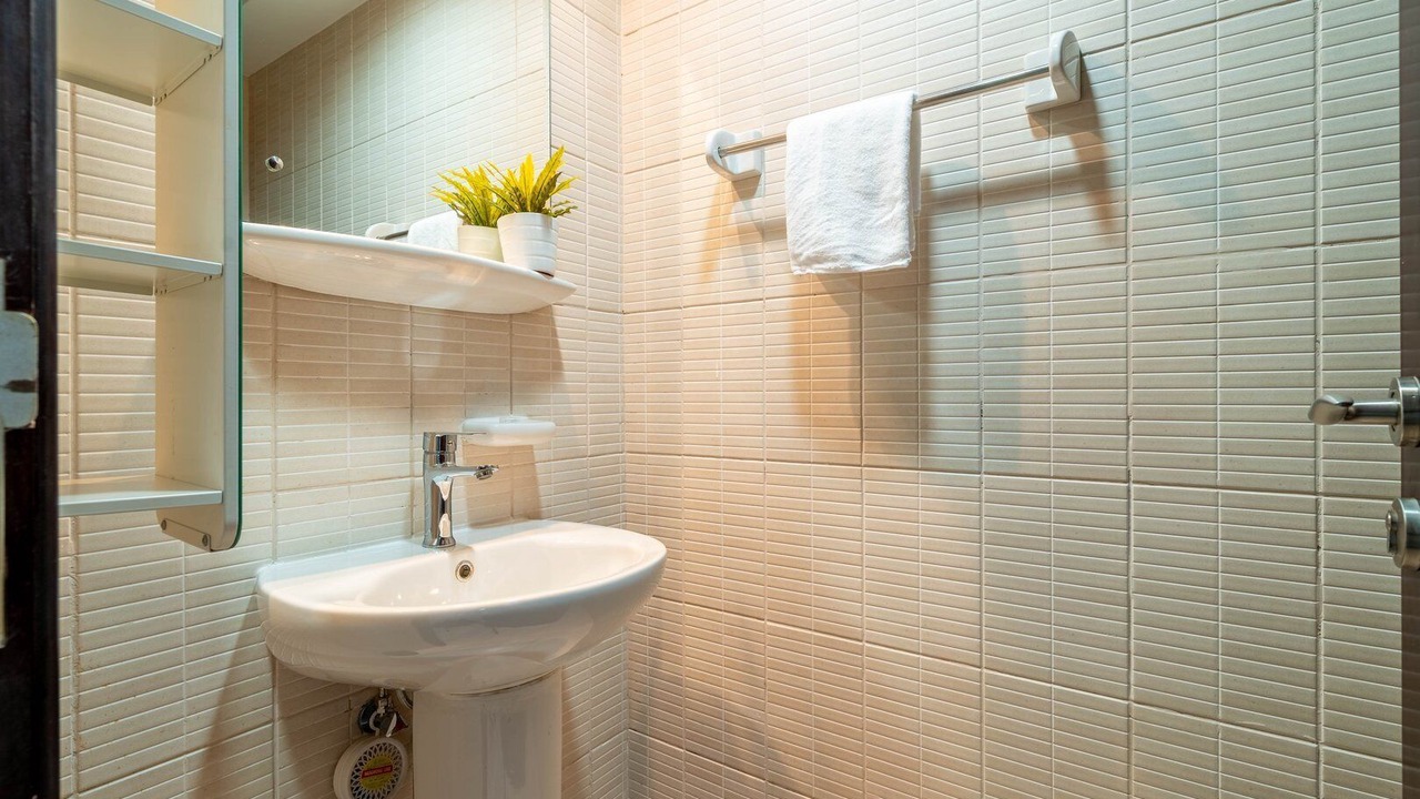 Photo of Bathroom in Jumeirah Lake Towers