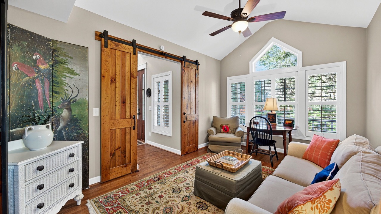 Photo of Bedroom in Vanderhorst Plantation