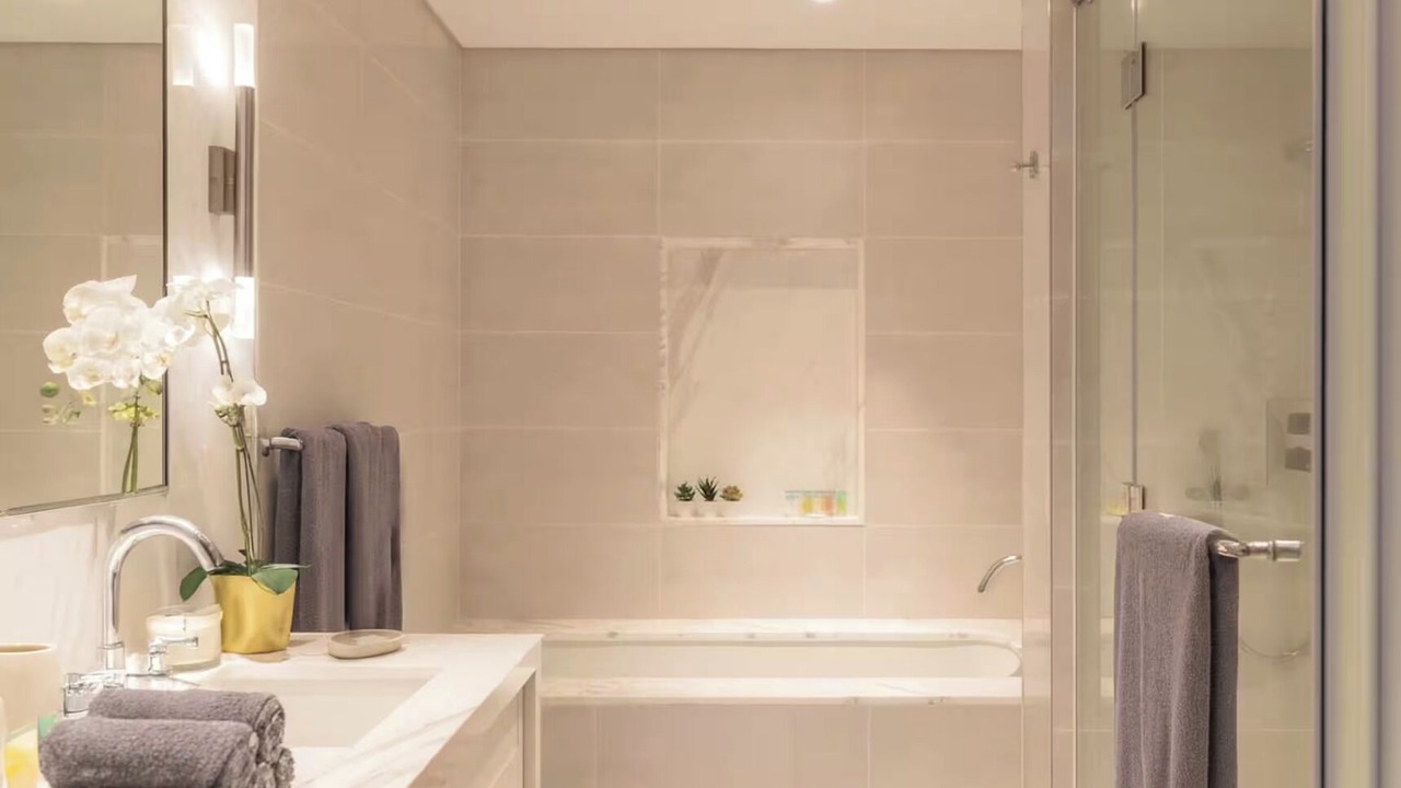 Photo of Bathroom in Downtown Dubai