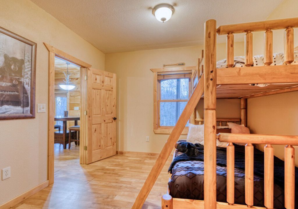 Photo of Bedroom in My Mountain