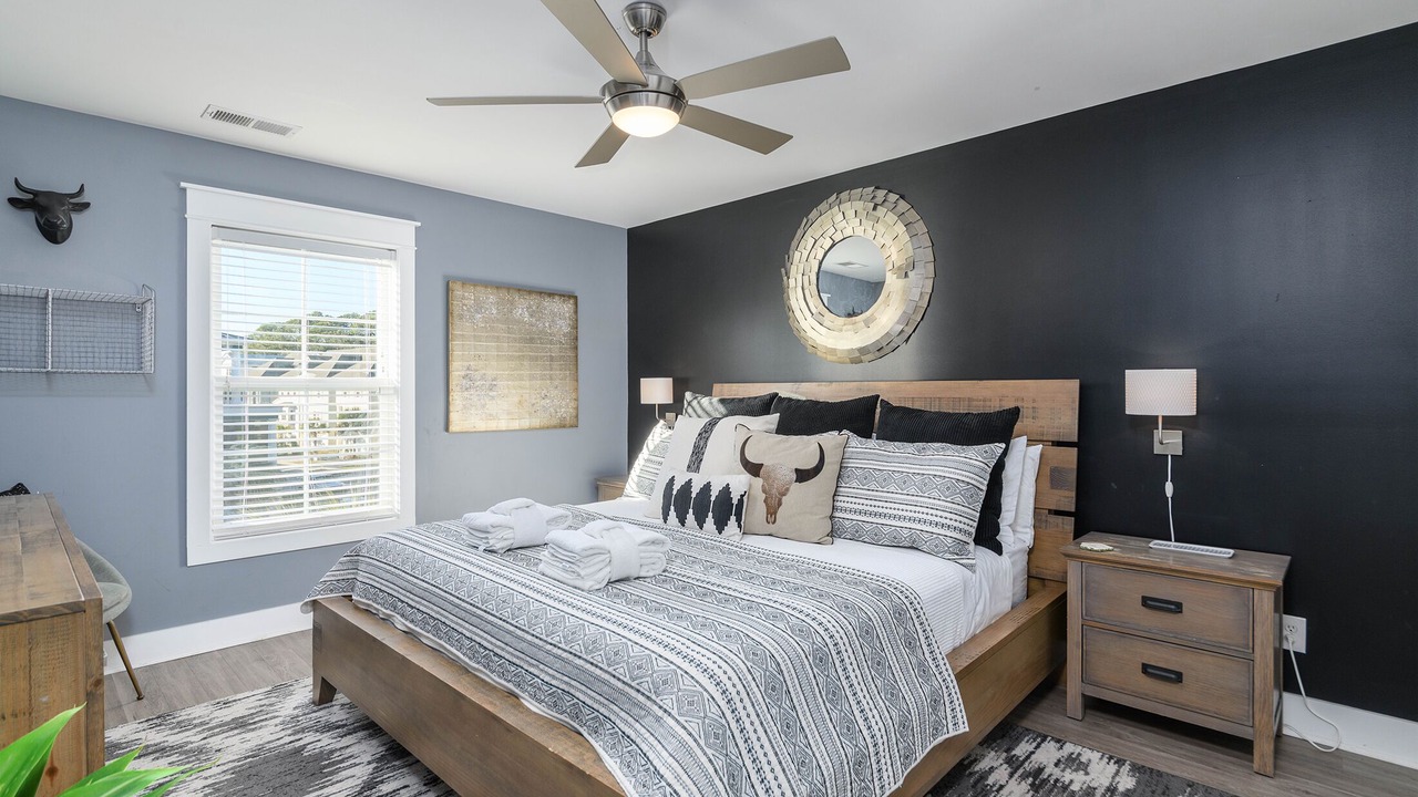 Photo of Bedroom in Folly Field