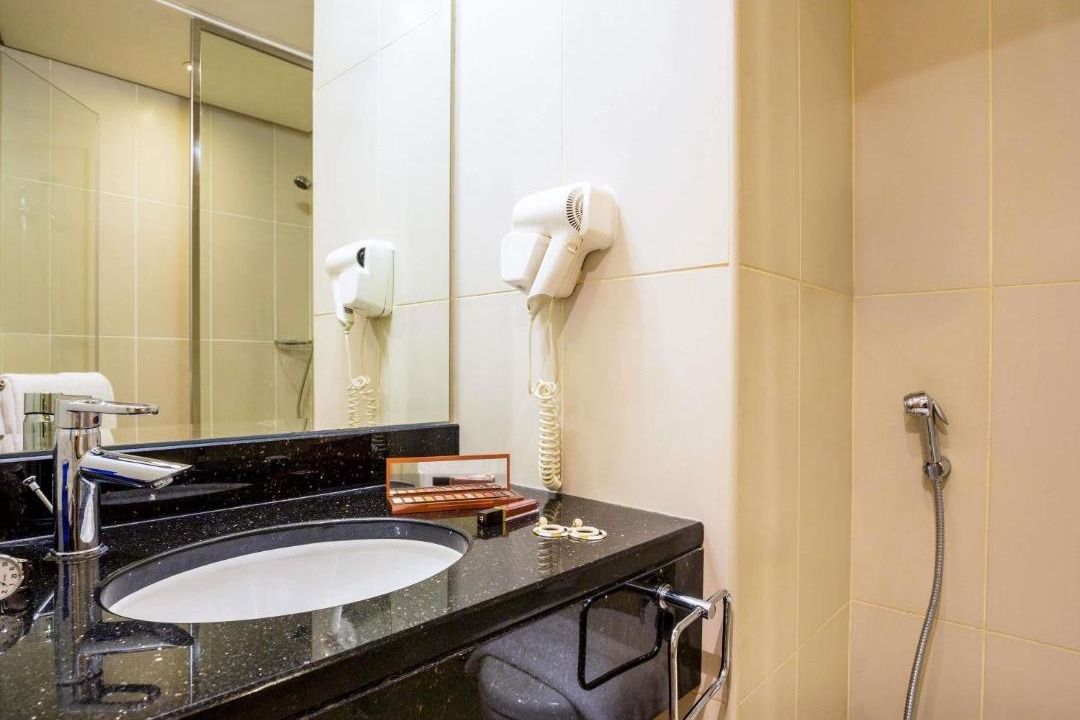 Photo of Bathroom in Al Barsha 1