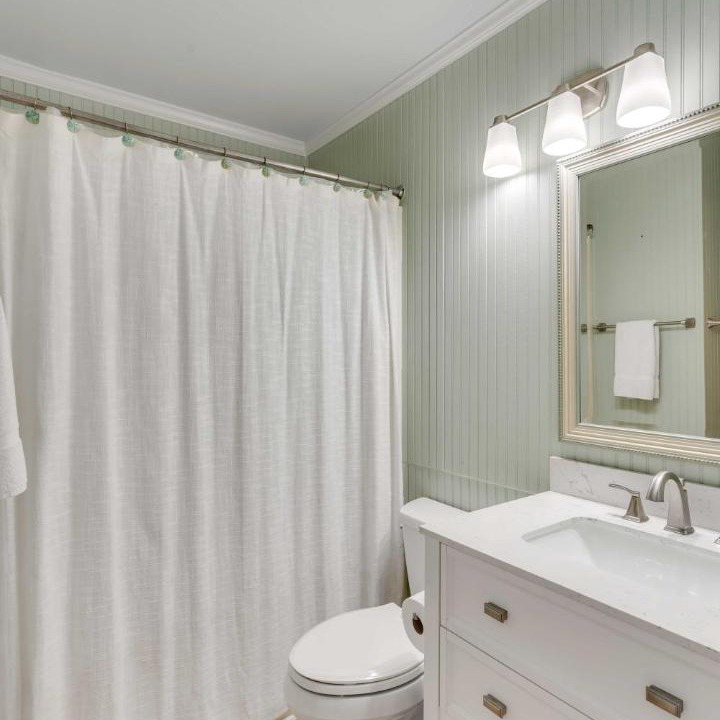 Photo of Bathroom in Isle of Palms