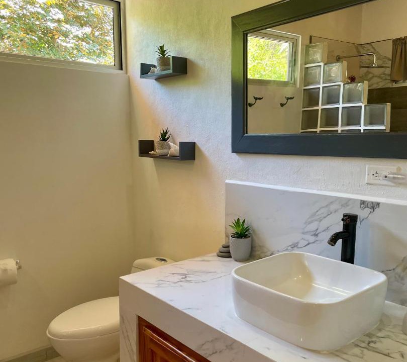 Photo of Bathroom in Portalon