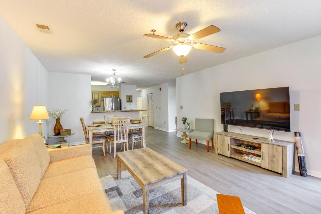 Photo of Others in Six Mile