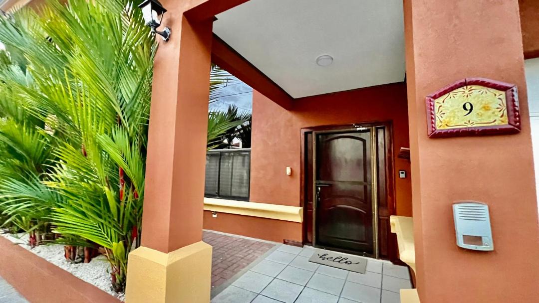 Photo of Patio Balcony in Barrio Los Villalobos