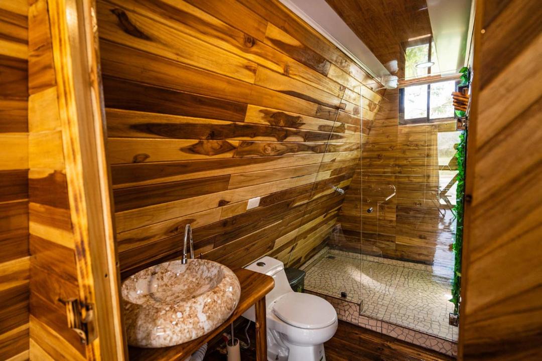 Photo of Bathroom in Sierra