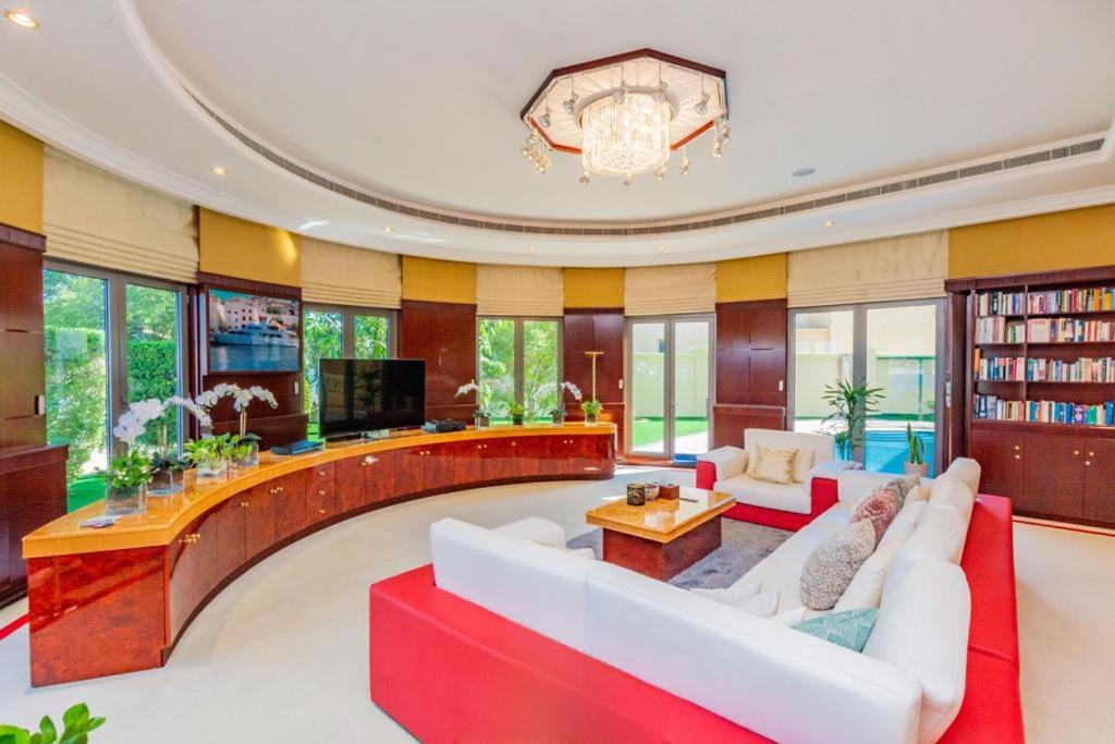 Photo of Others in Palm Jumeirah