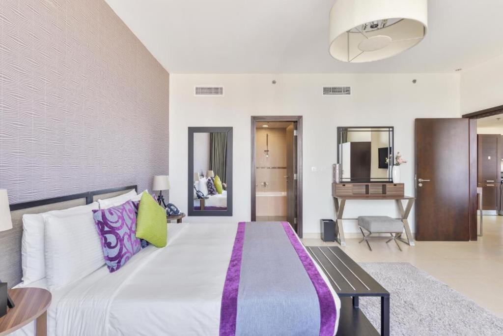 Photo of Bedroom in Trade Center