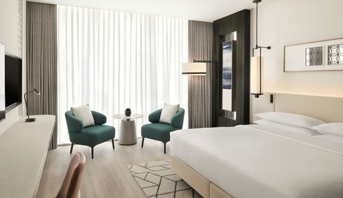 Club Room, 1 King Bed