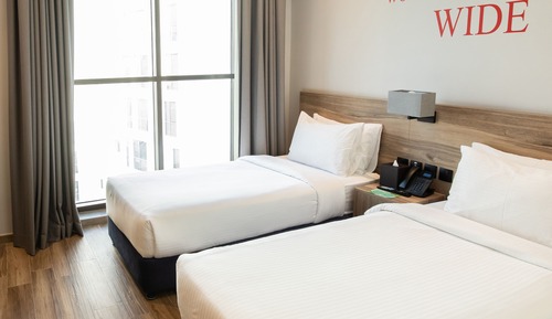 Standard Twin Room (includes 25% off F&B)