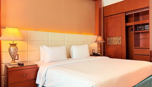 Superior Room, 1 King Bed