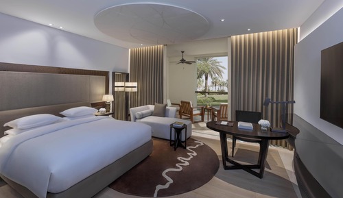 Room, 1 King Bed, Garden View