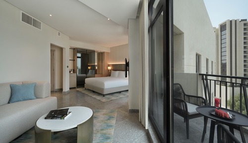 Room, 1 King Bed, Balcony (Spacious)