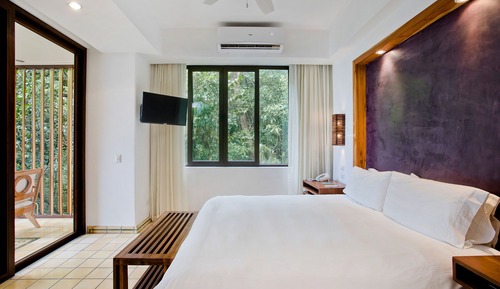 Ocean Breeze Superior Room