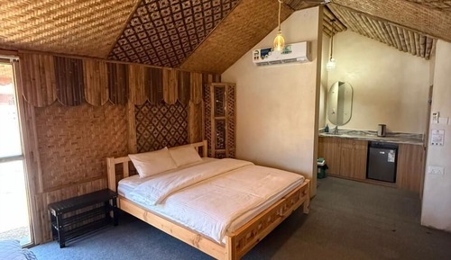 Comfort Double Room, Balcony, Courtyard View