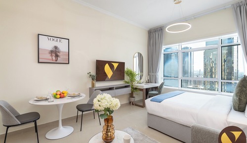 Luxury Apartment, Lake View