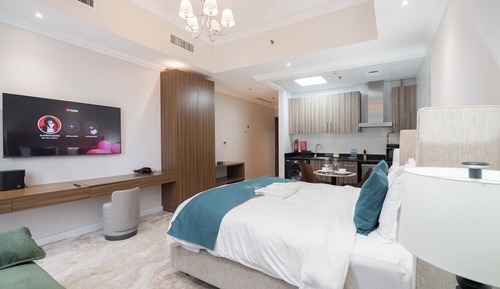 Studio, 1 King Bed with Sofa bed