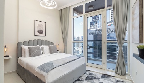 Grand Apartment, 3 Bedrooms, Balcony, City View