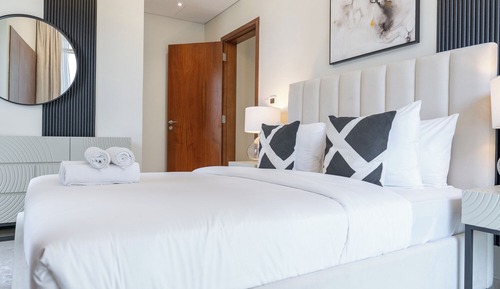 Apartment, 1 King Bed with Sofa bed, Balcony