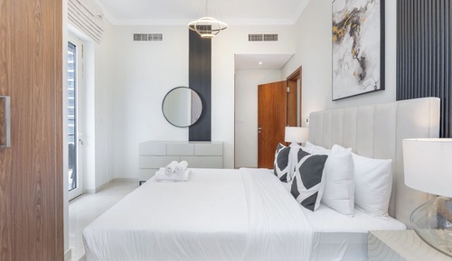 Apartment, 1 King Bed with Sofa bed, Balcony