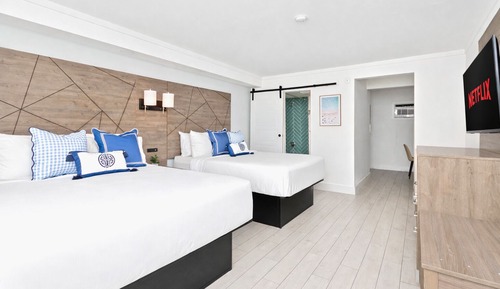 Studio, 2 Queen Beds & Sofa Bed, Private Ensuite