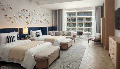 Deluxe Room, 2 Twin Beds, Pool View
