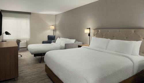 Room, 1 King Bed with Sofa bed (Mobility/Hearing Access, Roll-In Shwr)