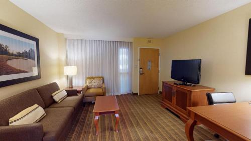 Suite with Two Double Beds - Non-Smoking