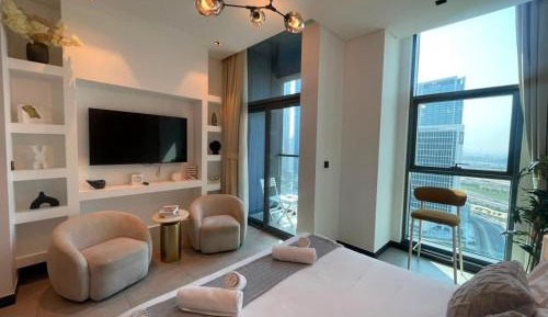 Studio with Balcony