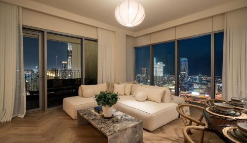 Four-Bedroom Luxury Apartment