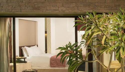 One Bedroom Lagoon View Villa