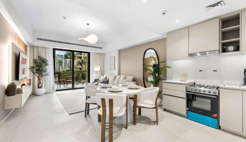 One-Bedroom Apartment with Balcony