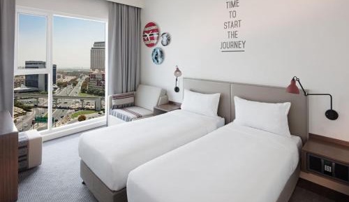 Rover Room – Easy Access To Sheikh Zayed Road & Bur Dubai