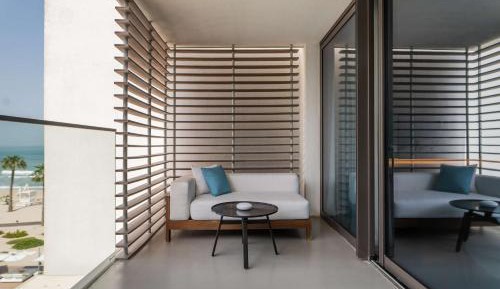 Covet Sea View King Room