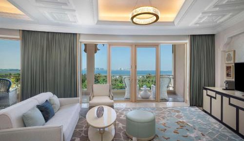 One-Bedroom Suite with Ocean View