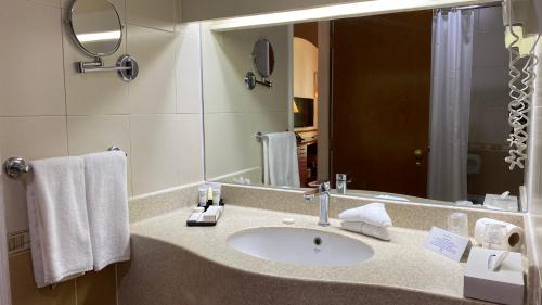 Standard Double or Twin Courtyard View