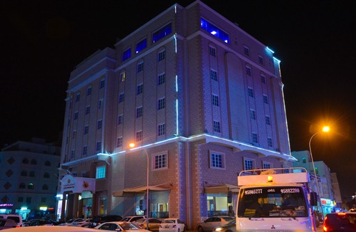 Al Ghubrah Ash Shamaliyyah Hotel | Al Maha International Hotel